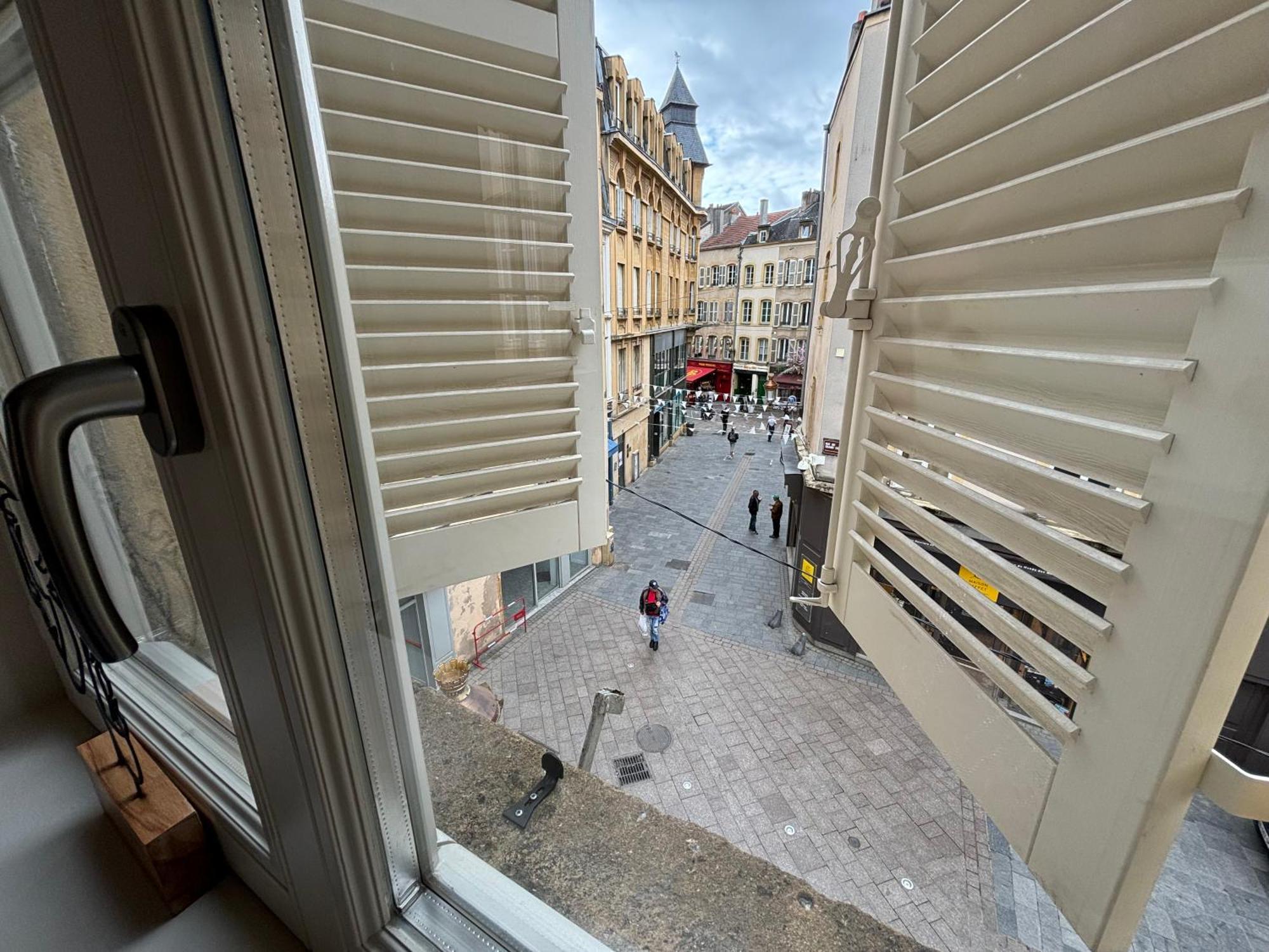 Louis Premier Et Second Metz Centre Un Sejour A Part Apartment Екстериор снимка