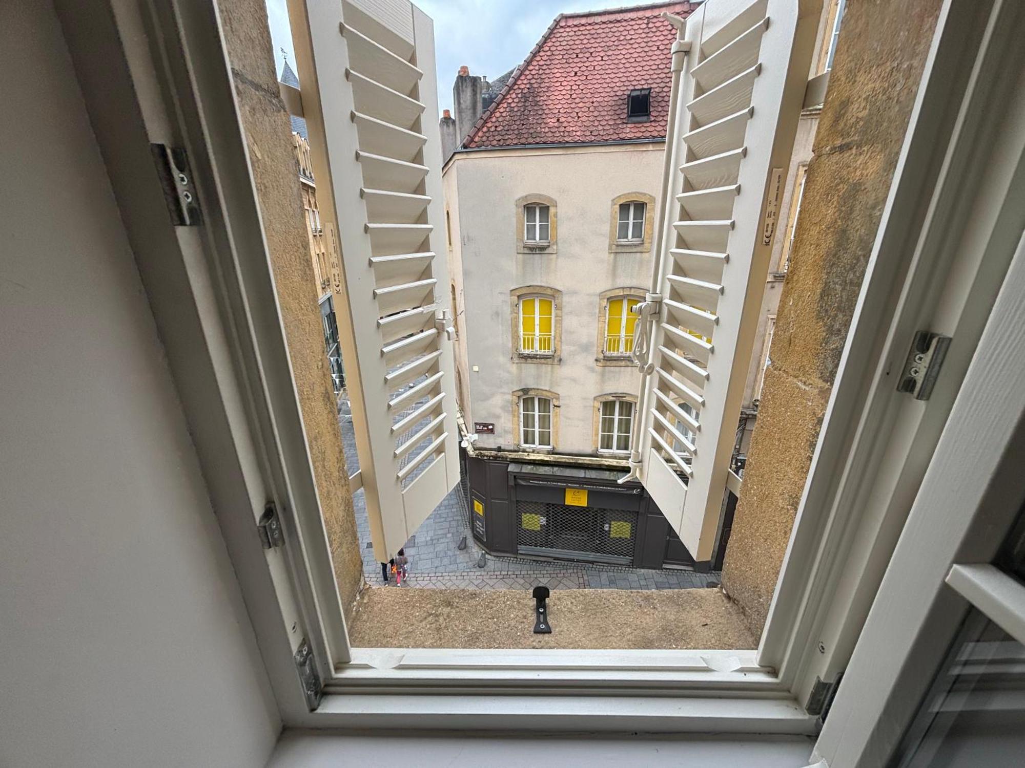 Louis Premier Et Second Metz Centre Un Sejour A Part Apartment Екстериор снимка